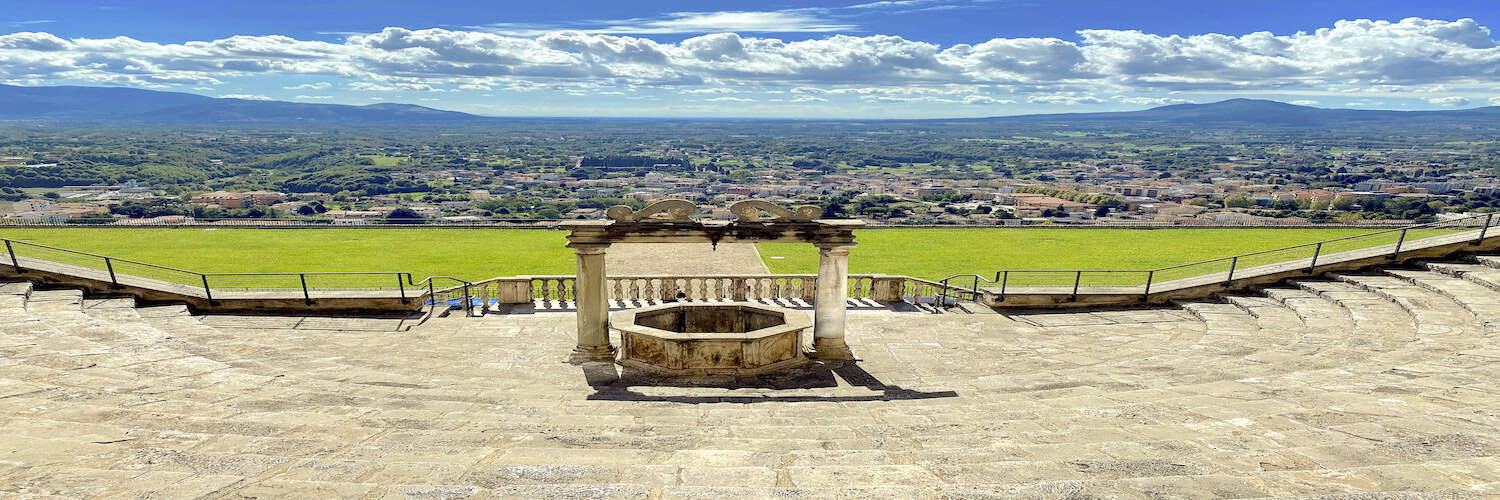 Panorama dalla terrazza con vista sui Castelli Romani o Agro Pontino